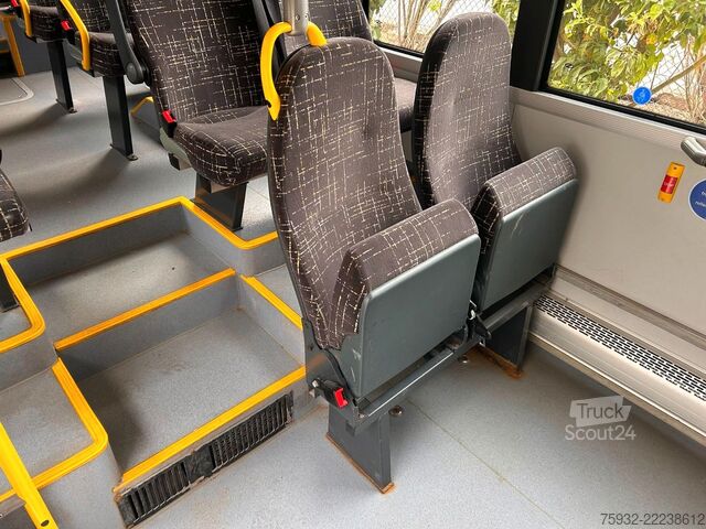 Stadsbuss SOLARIS Urbino 8.9  LE MIDI KLIMA  2,4 m GURTE  NEULACK