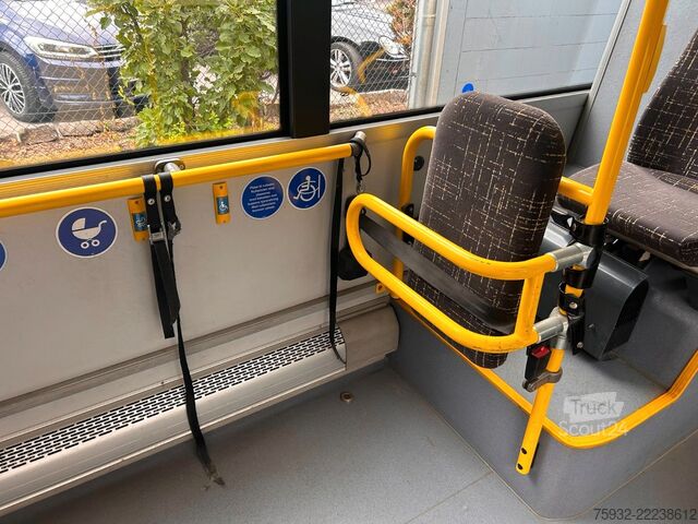 Stadsbuss SOLARIS Urbino 8.9  LE MIDI KLIMA  2,4 m GURTE  NEULACK