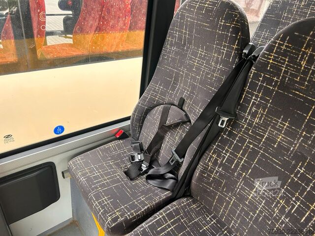 Stadsbuss SOLARIS Urbino 8.9  LE MIDI KLIMA  2,4 m GURTE  NEULACK