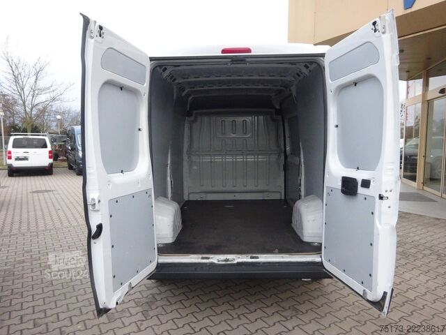 Dodávka s vysokou střechou FIAT Ducato Kasten 140PS L2H2 Tempomat DAB+