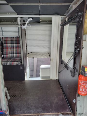 Fourgon personnalisé Magirus Deutz 170d11