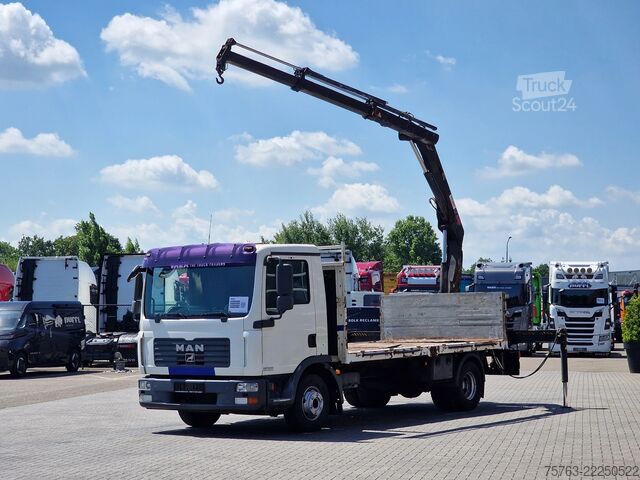 Ciężarówka z dźwigiem MAN TGL 12.210 - HIAB 077 DUO Crane / Grua - Manual...