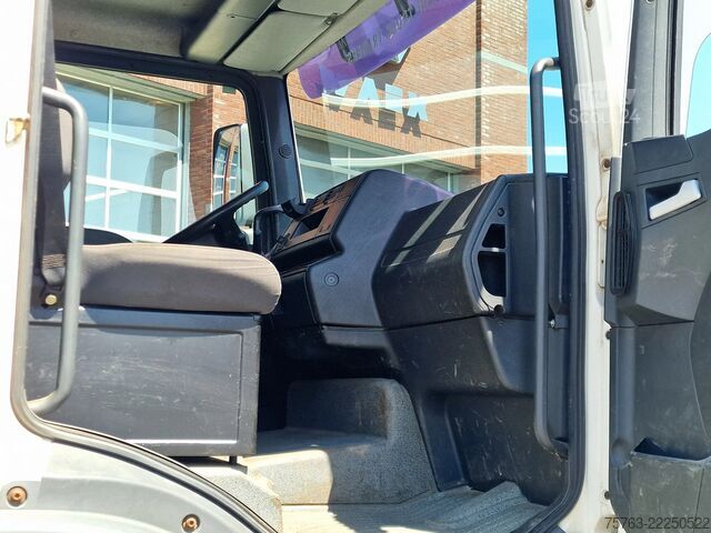 Camion-grue MAN TGL 12.210 - HIAB 077 DUO Crane / Grua - Manual...