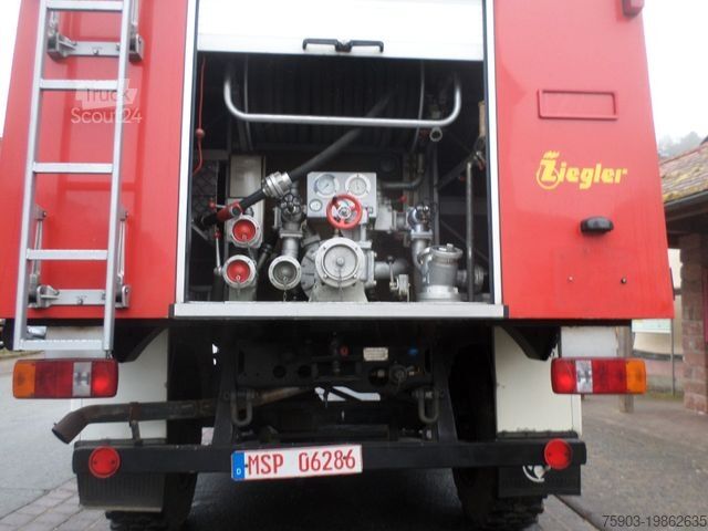 Autocarro con cassone MERCEDES-BENZ Unimog  U 1300 L /37 Turbo  DOKA Pumpe & Tank