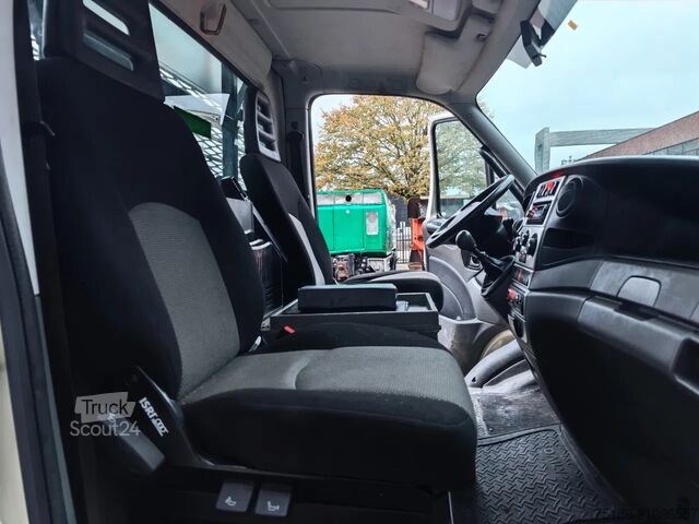 Laadplatform Iveco Daily 55S17W 4x4 Hiab 022T Winch!