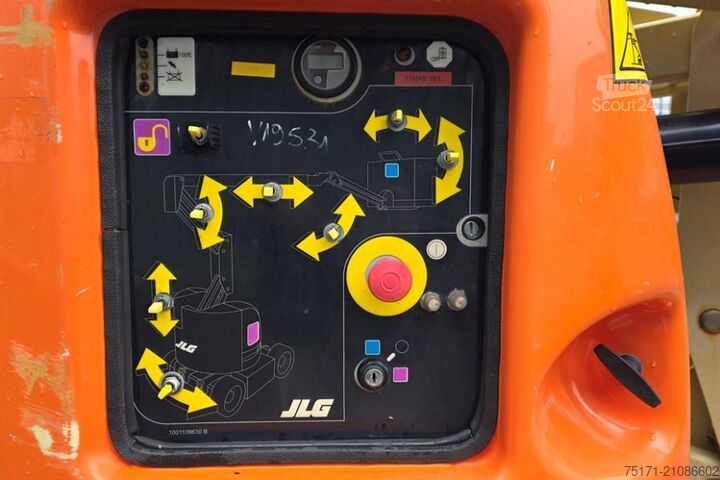 Plataforma de trabajo telescópica articulada JLG E300AJ As-Is, Electric, 11m Working Height, 6.77m,