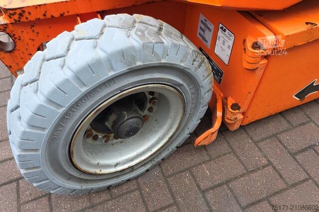 Leddelt teleskopisk arbejdsplatform JLG E300AJ As-Is, Electric, 11m Working Height, 6.77m,