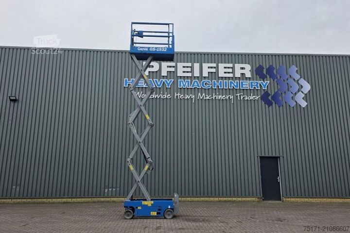 Šķēres lifts Genie GS1932 Electric, Working Height 7.8 m, 227kg Capac