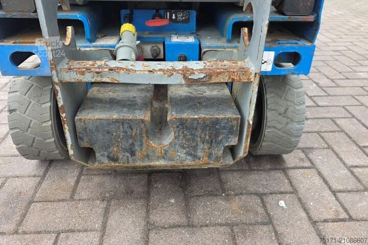 Šķēres lifts Genie GS1932 Electric, Working Height 7.8 m, 227kg Capac