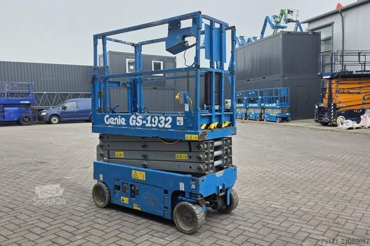 Šķēres lifts Genie GS1932 Electric, Working Height 7.8 m, 227kg Capac