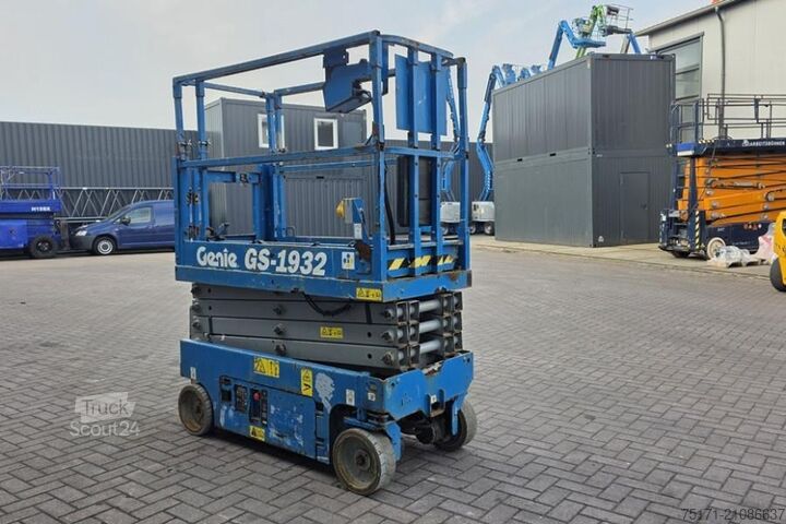 Šķēres lifts Genie GS1932 Electric, Working Height 7.8 m, 227kg Capac