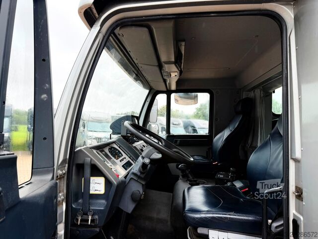 Dyretransportbil MAN 10220 5  Pferde Wohnung /Dusche