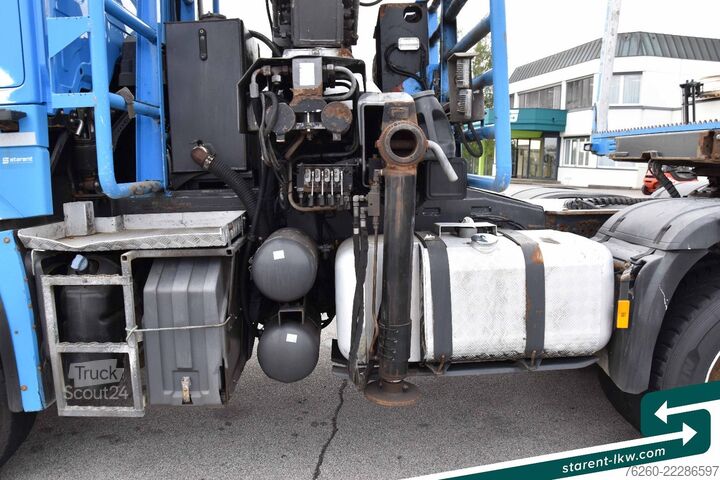 Tractora standard MERCEDES-BENZ Arocs 3653 6x6 Penz Holz kran + Ressenig