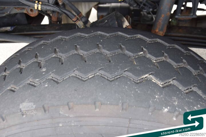 Tractora standard MERCEDES-BENZ Arocs 3653 6x6 Penz Holz kran + Ressenig