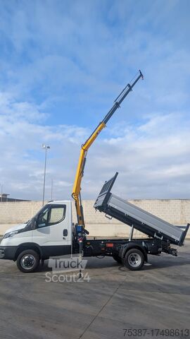 Camião basculante de três lados IVECO 35C16