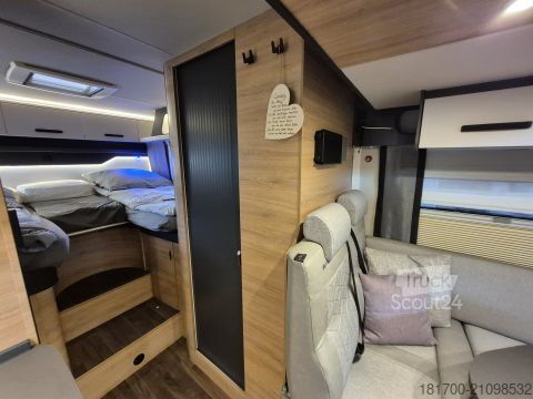Напівінтегрований кемпер Knaus L!VE WAVE 650 MEG Black Selection *TraumMobil*Autark e*
