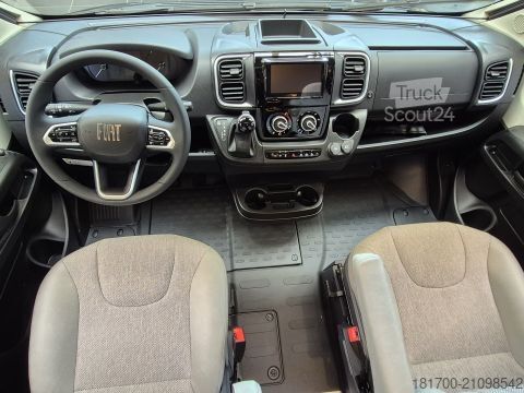 Ημιενσωματωμένο αυτοκινούμενο τροχόσπιτο Knaus L!VE WAVE 650 MEG Black Selection *TraumMobil*Autark e*