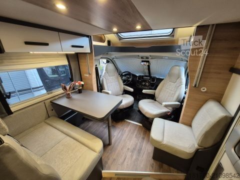 Ημιενσωματωμένο αυτοκινούμενο τροχόσπιτο Knaus L!VE WAVE 650 MEG Black Selection *TraumMobil*Autark e*