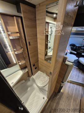 Ημιενσωματωμένο αυτοκινούμενο τροχόσπιτο Knaus L!VE WAVE 650 MEG Black Selection *TraumMobil*Autark e*