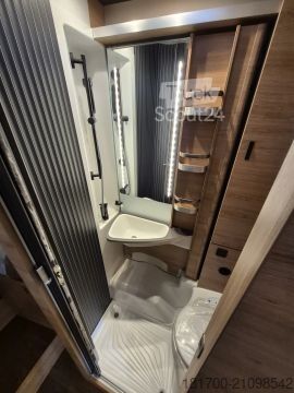 Ημιενσωματωμένο αυτοκινούμενο τροχόσπιτο Knaus L!VE WAVE 650 MEG Black Selection *TraumMobil*Autark e*