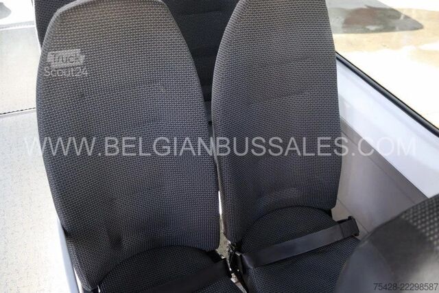 Minibus Mercedes-Benz Sprinter Transfer 45/ Basic 45 / 7.4m / Manual ...