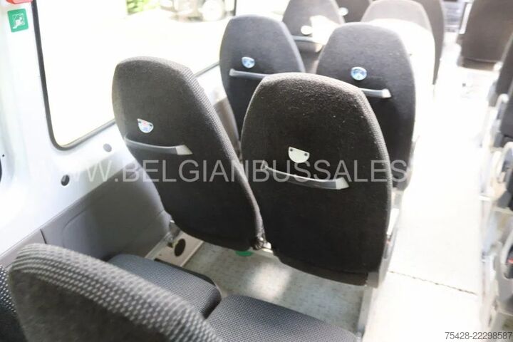 Minibus Mercedes-Benz Sprinter Transfer 45/ Basic 45 / 7.4m / Manual ...