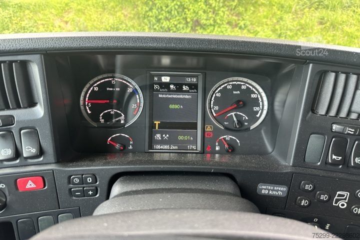 Standardní tahač Scania R560 4x2 Retarder / Swiss-Vehicle