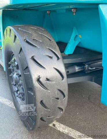 Chariot élévateur KONECRANES SMV33-1200C