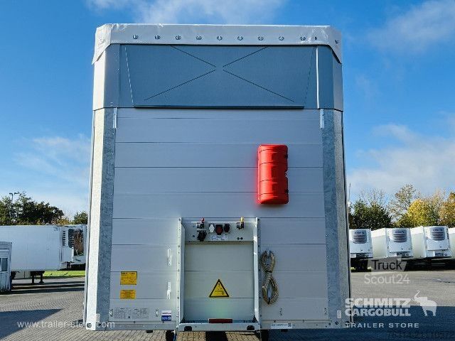 Semi-remorque bâchée Schmitz Cargobull Curtainsider Mega Getränke