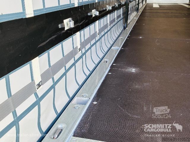 Semi-remorque bâchée Schmitz Cargobull Curtainsider Mega Getränke