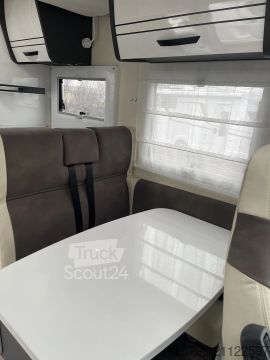 Caravana semiintegrada Forster T 745 EB Travel-Line- & Winter-Paket