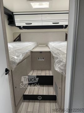 Caravana semiintegrada Forster T 745 EB Travel-Line- & Winter-Paket