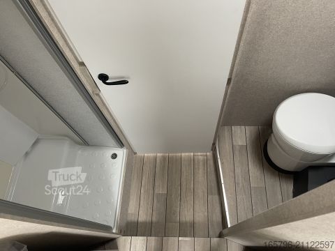 Caravana semiintegrada Forster T 745 EB Travel-Line- & Winter-Paket