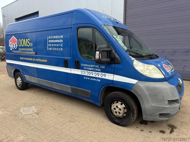 Slēgtais furgons Peugeot Boxer **EURO 4-BELGIAN ORIGINE**