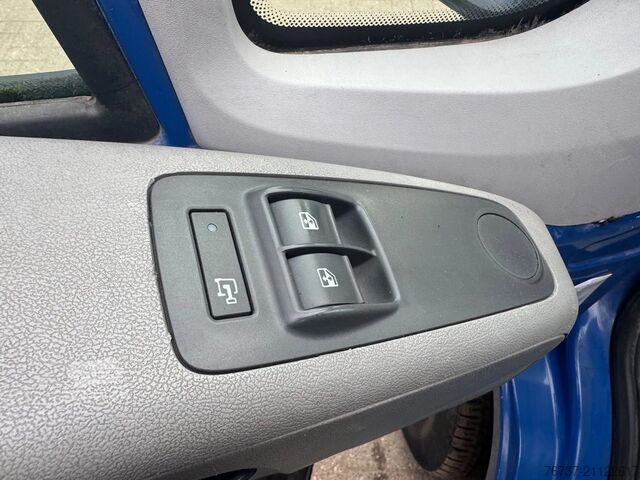 Slēgtais furgons Peugeot Boxer **EURO 4-BELGIAN ORIGINE**