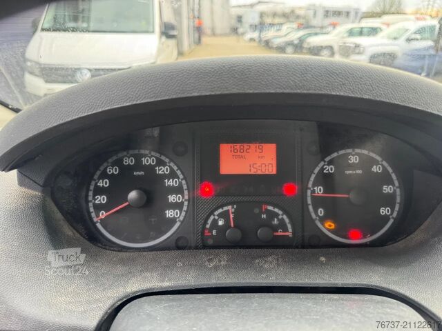 Slēgtais furgons Peugeot Boxer **EURO 4-BELGIAN ORIGINE**