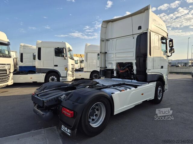 جرار قياسي DAF XF 480 FT SUPER SPACE CAB ZF INTARDER