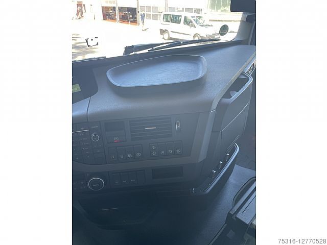 Μονάδα τρακτέρ τυπική Volvo FH 500