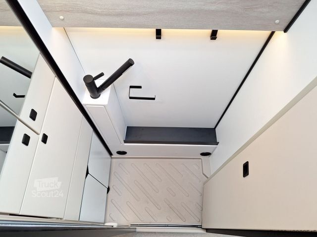 Camper van BÜRSTNER Habiton HM 6.0 Leather, Markise, Panorama