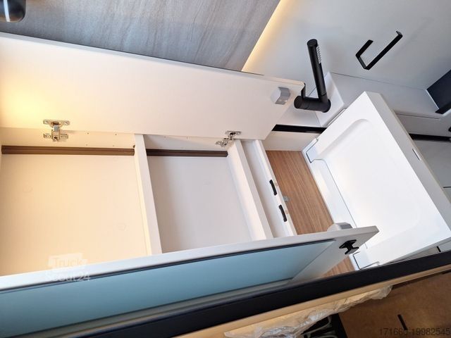 Camper van BÜRSTNER Habiton HM 6.0 Leather, Markise, Panorama