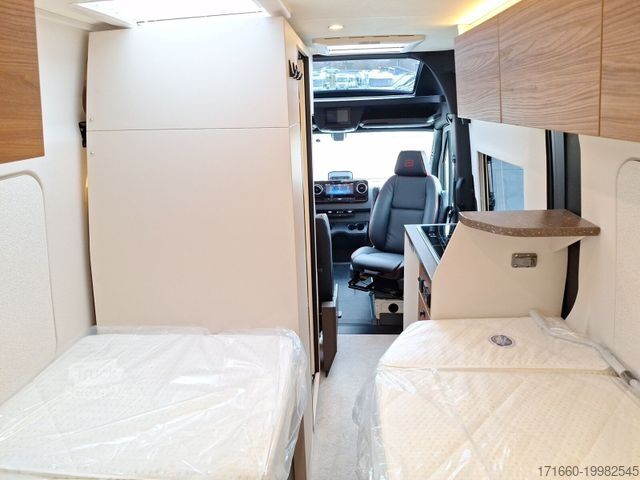 Camper van BÜRSTNER Habiton HM 6.0 Leather, Markise, Panorama