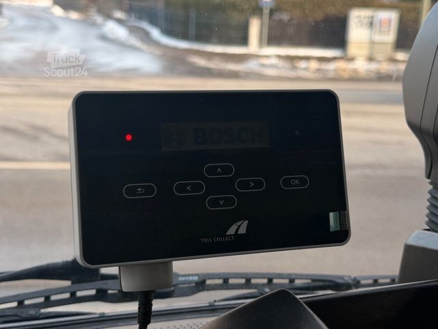 Fourgon tôlé IVECO EUROCARGO ML 75E21/P Koffer Luftfederung LBW DFL