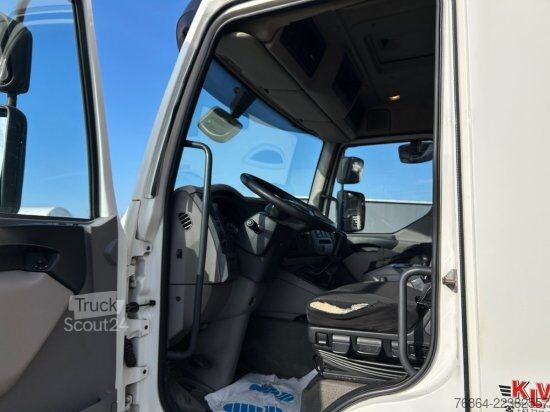Camion cu platformă și prelată DAF LF 250, 16 TONNER PLANE MIT LBW,  MANUELL, E6
