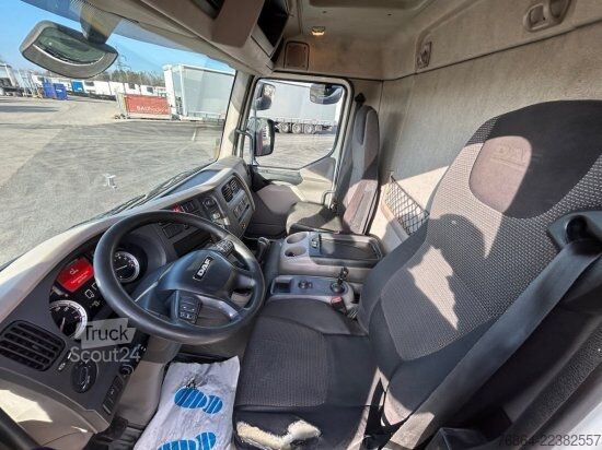 Camion cu platformă și prelată DAF LF 250, 16 TONNER PLANE MIT LBW,  MANUELL, E6