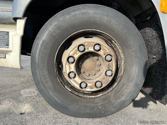 Camion cu platformă și prelată DAF LF 250, 16 TONNER PLANE MIT LBW,  MANUELL, E6