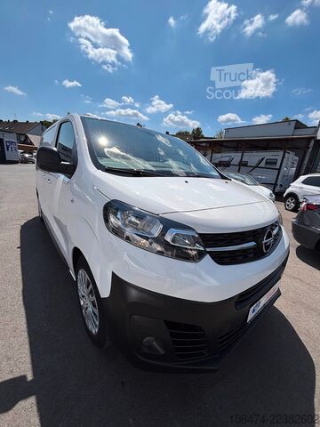 Panelinis furgonas OPEL Vivaro Kasten L 2 lang Edition M # Würth Regale