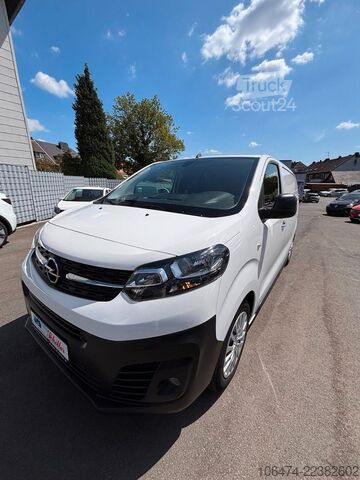Panelinis furgonas OPEL Vivaro Kasten L 2 lang Edition M # Würth Regale