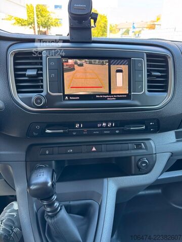 Panelinis furgonas OPEL Vivaro Kasten L 2 lang Edition M # Würth Regale