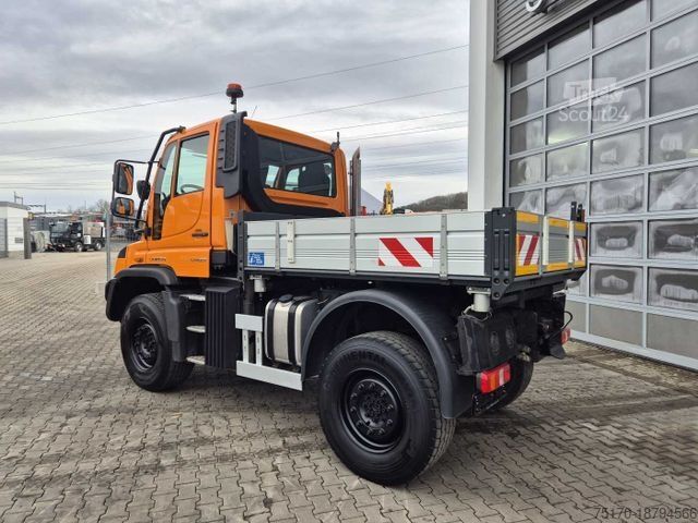 Driezijdige kipper MERCEDES-BENZ Unimog U423 4x4 Hydrostat Zapfwelle