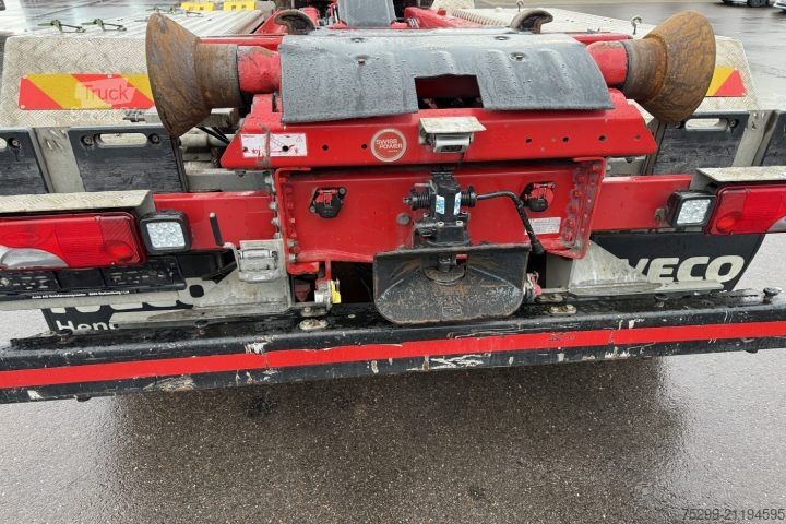 Tovornjak s kavljem za kontejnerje Iveco 340X51Z X-Way 8x4 Hiab / Swiss-Vehicle